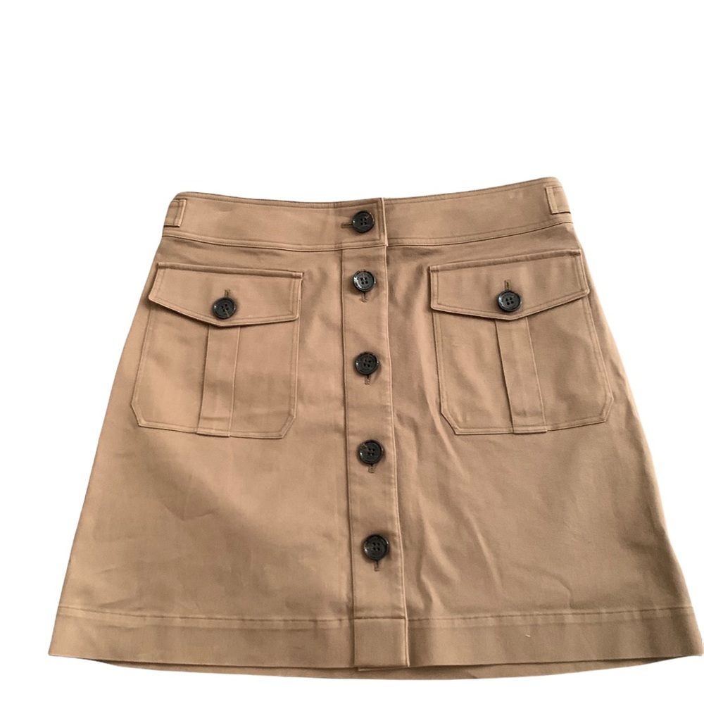 Burberry button skirt